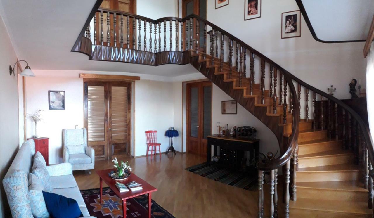 Omsi House Telavi Exterior foto